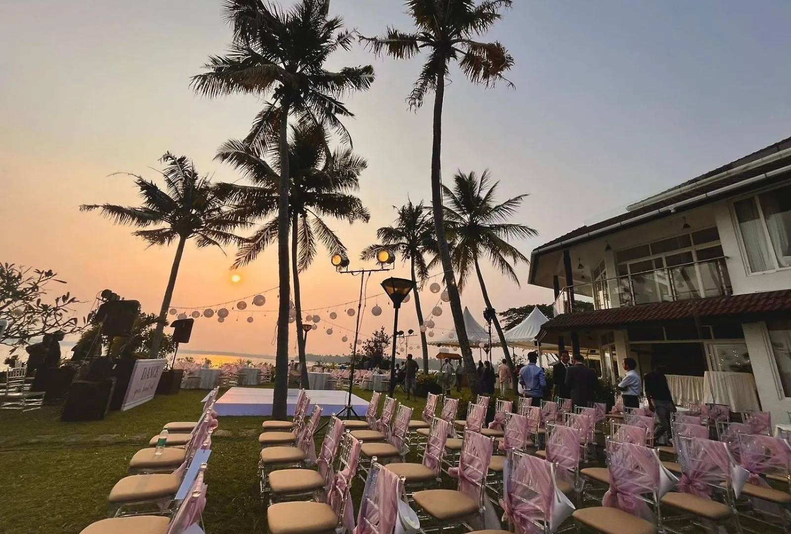 Waters Edge Kochi - A Vkation Experience Διαμέρισμα Ινδία
